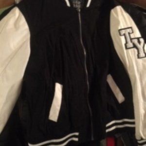 Pre-Owned Great Condition Black And White Jacket